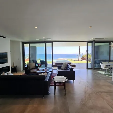 Finisterra Lux Албуфейра