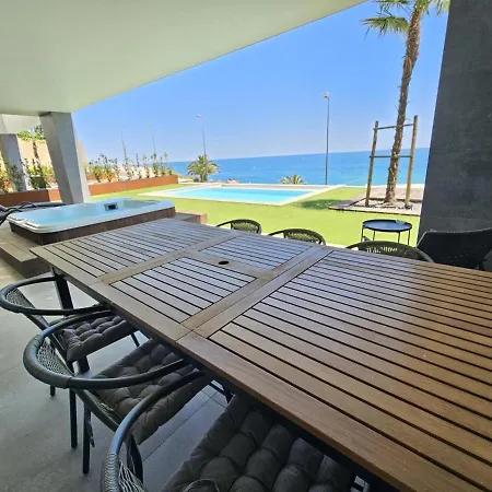 Finisterra Lux Албуфейра