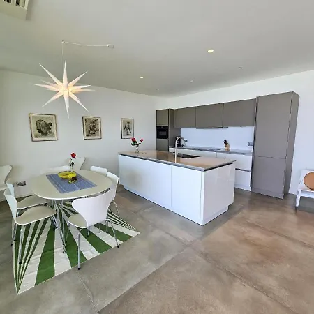 Finisterra Lux * Albufeira